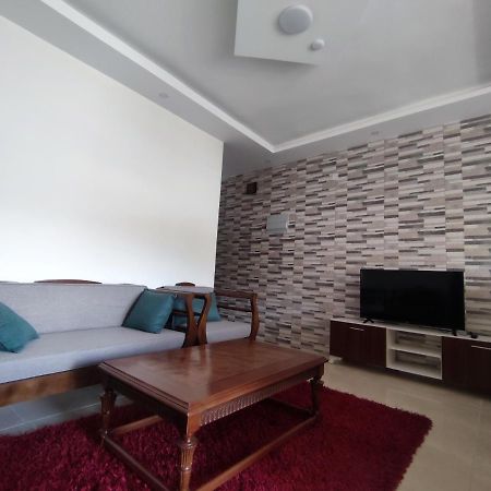 Red Rose City Apartment 瓦迪穆萨 外观 照片